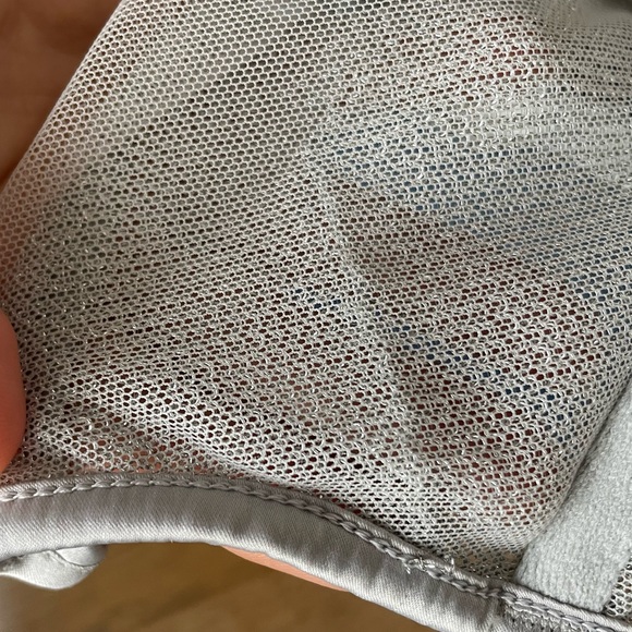 Damaged - Victoria’s Secret Luxe Unlined Chainmail Demi Bra - Picture 11 of 11